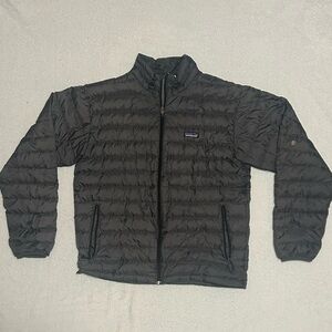 Men’s Gray Patagonia Used Puffer Jacket Size Medium